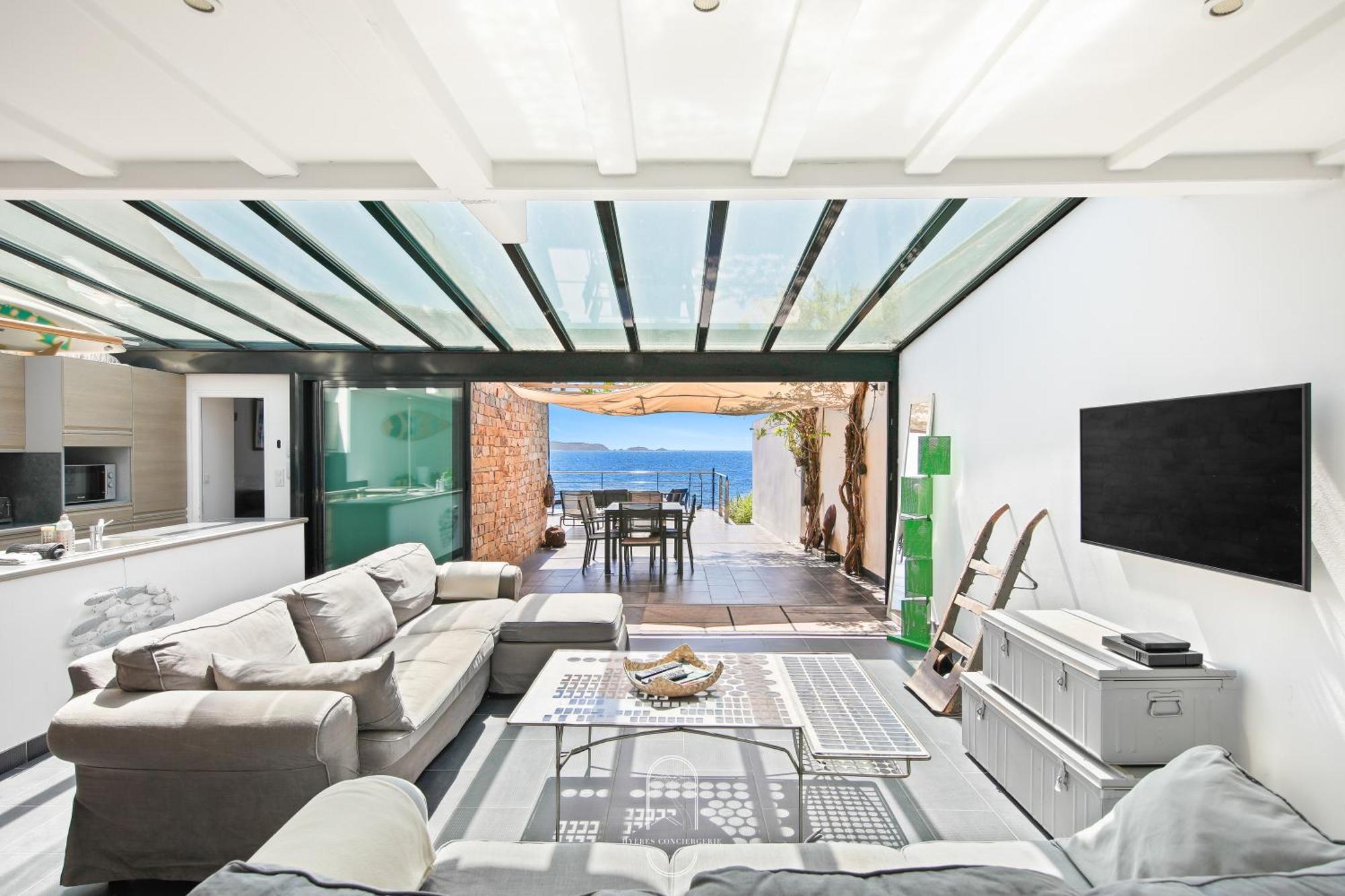 Maison Sur L'Eau-Hyeres-Almanarre-Parkings Clim Wifi By Hc Exteriér fotografie