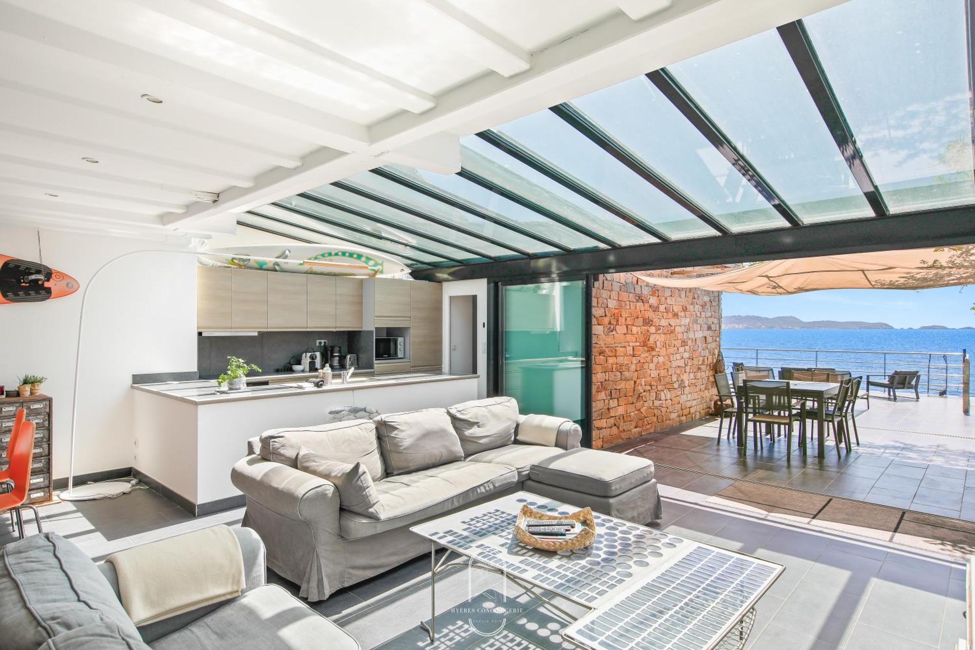 Maison Sur L'Eau-Hyeres-Almanarre-Parkings Clim Wifi By Hc Exteriér fotografie