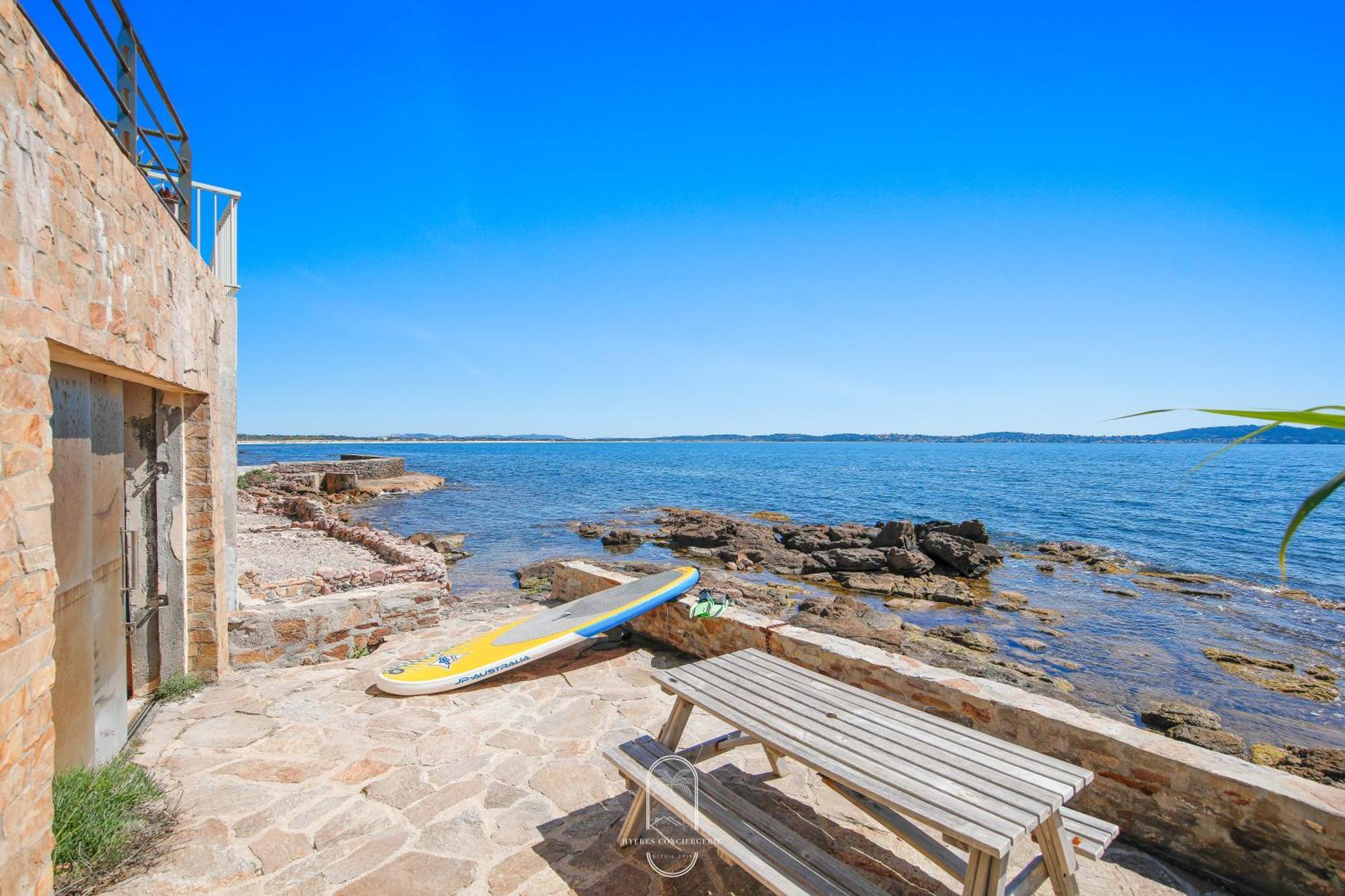 Maison Sur L'Eau-Hyeres-Almanarre-Parkings Clim Wifi By Hc Exteriér fotografie